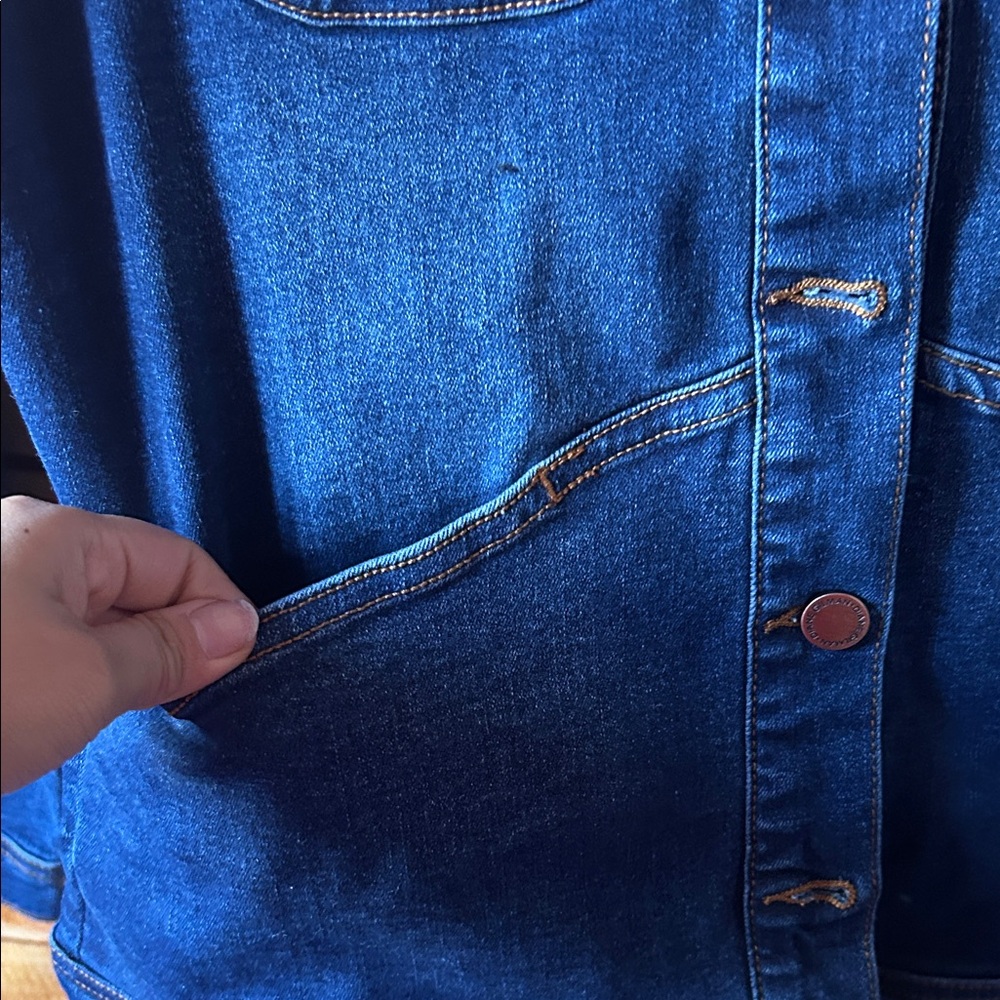 DG2 by Diane Gilman New Classic Stretch Denim Embroidered Back Jacket - Picture 8 of 9
